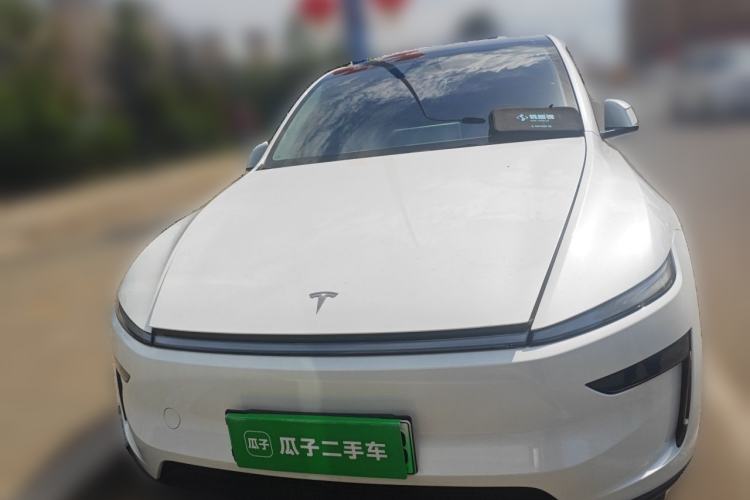 Used Tesla Model Y 2025 Rear-Wheel-Drive Version Front