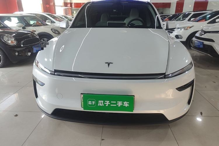 Used Tesla Model Y 2025 Rear-Wheel-Drive Version Front