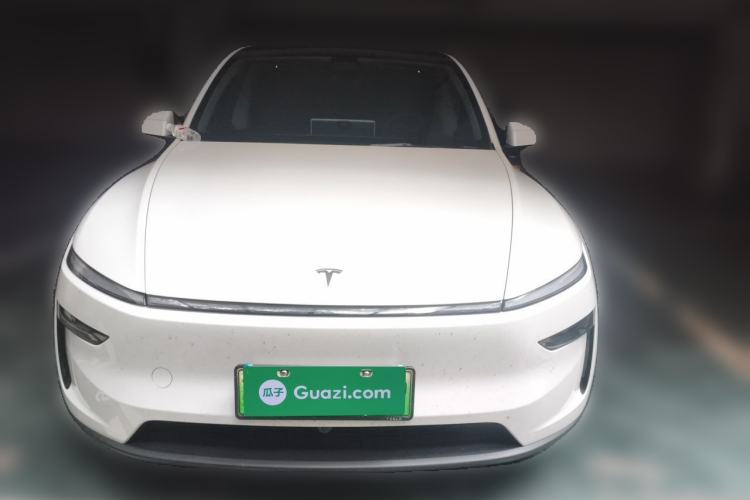 Used Tesla Model Y 2025 Updated Version Long-Range All-Wheel Drive Front