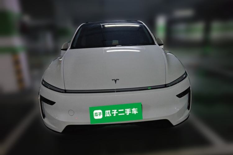 Used Tesla Model Y 2025 Updated Version Long-Range All-Wheel Drive Front