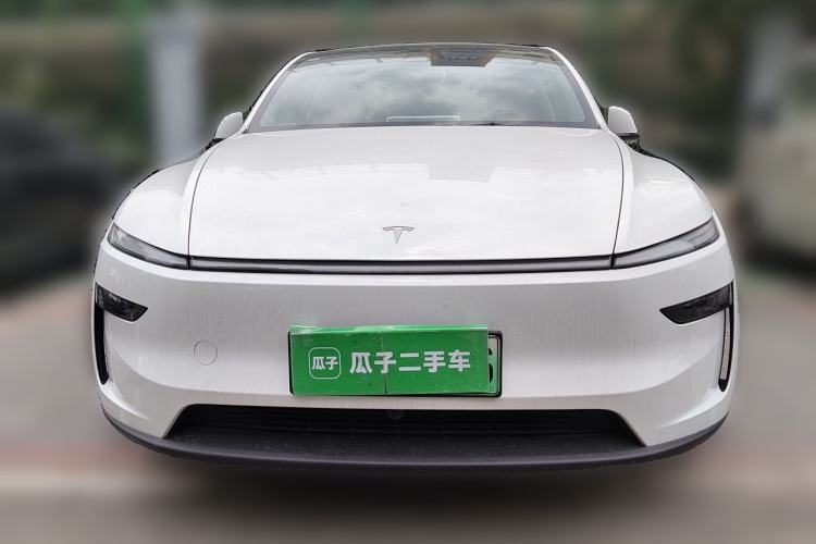 Used Tesla Model Y 2025 Long-Range All-Wheel-Drive Version Front