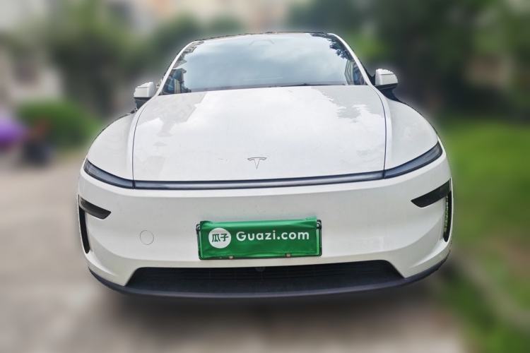 Used Tesla Model Y 2025 Rear-Wheel-Drive Version Front