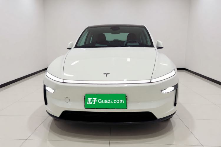 Used Tesla Model Y 2025 Rear-Wheel-Drive Version Front
