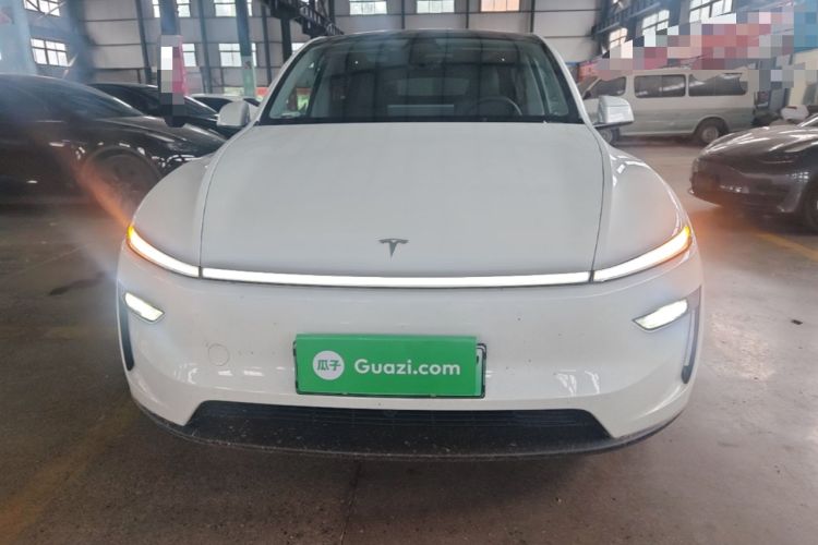 Used Tesla Model Y 2025 Rear-Wheel Drive First Edition Front