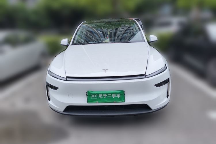 Used Tesla Model Y 2025 Rear-Wheel-Drive Version Front