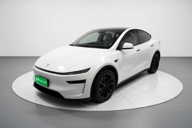 Tesla Model Y 2025 Rear-Wheel-Drive Version d’occasion