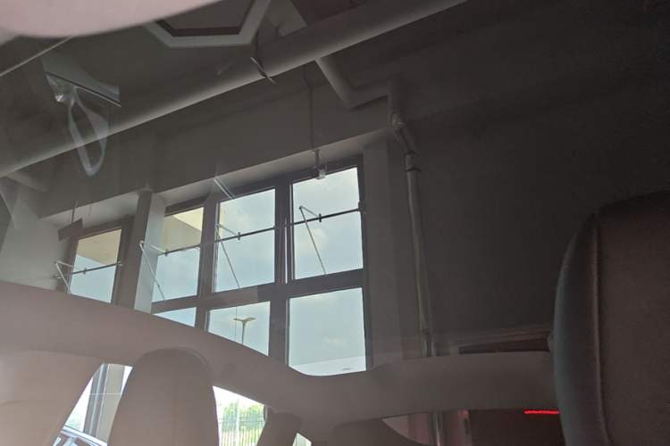 Used Tesla Model Y 2025 Rear-Wheel-Drive Version Headliner