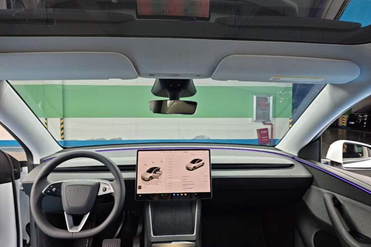 Used Tesla Model Y 2025 Rear-Wheel-Drive Version Headliner