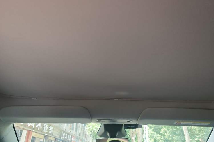 Used Tesla Model Y 2025 Updated Version Long-Range All-Wheel Drive Headliner