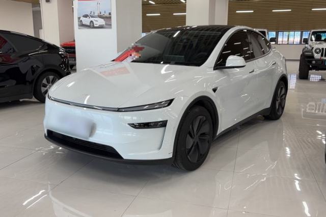 Used Tesla Model Y 2025 Rear-Wheel Drive First Edition