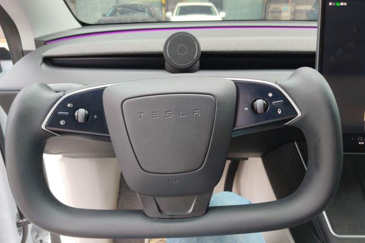 Used Tesla Model Y 2025 Updated Version Long-Range All-Wheel Drive Instrument Cluster