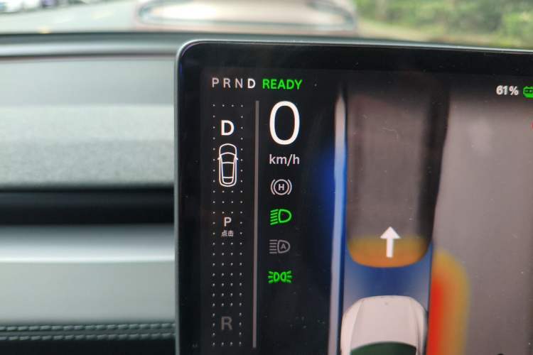 Used Tesla Model Y 2025 Rear-Wheel-Drive Version Instrument Cluster