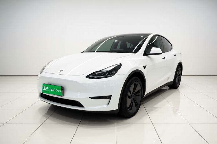 Używany Tesla Model Y 2025 Rear-Wheel-Drive Version Guazi used car, China used car export, Used car for sale, Used cars, Cheapest cars for sale