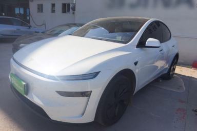 Used Tesla Model Y 2025 Long-Range All-Wheel Drive First Edition