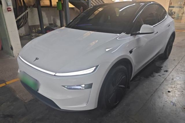 Used Tesla Model Y 2025 Rear-Wheel-Drive Version