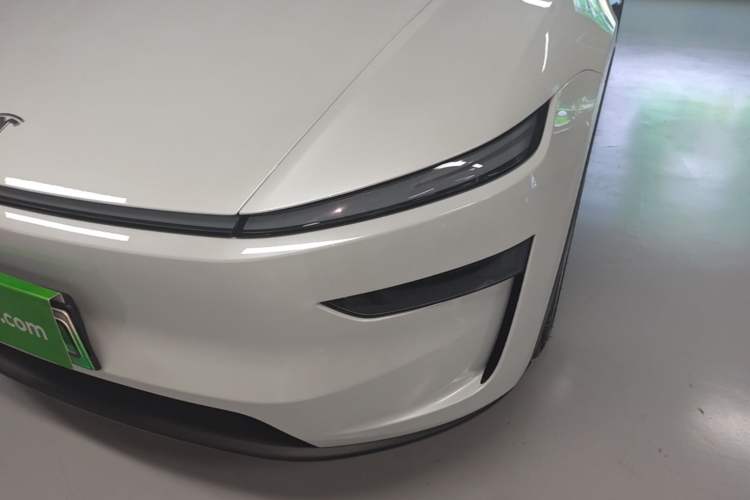 Used Tesla Model Y 2025 Updated Version Long-Range All-Wheel Drive Left Front Headlight