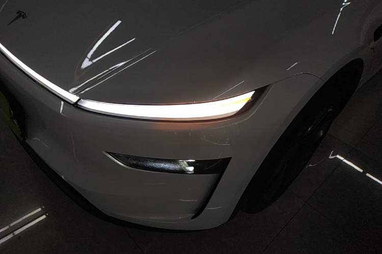 Used Tesla Model Y 2025 Rear-Wheel-Drive Version Left Front Headlight
