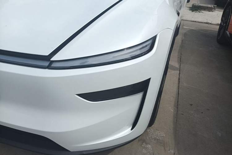 Used Tesla Model Y 2025 Rear-Wheel-Drive Version Left Front Headlight