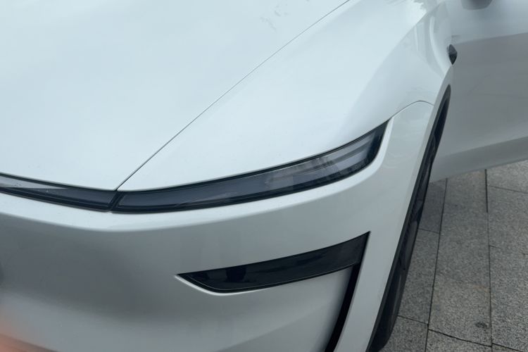 Used Tesla Model Y 2025 Updated Version Long-Range All-Wheel Drive Left Front Headlight