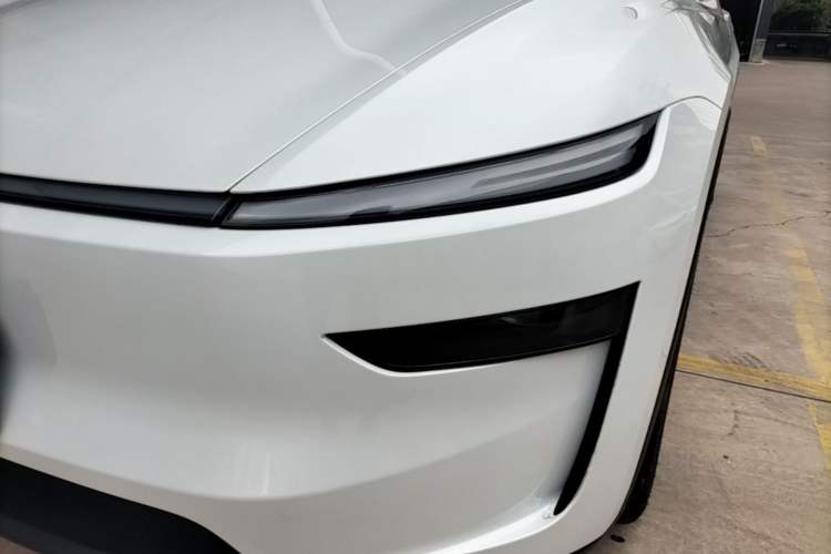 Used Tesla Model Y 2025 Rear-Wheel Drive First Edition Left Front Headlight
