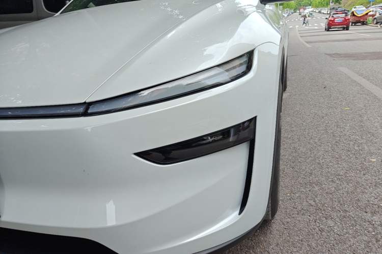 Used Tesla Model Y 2025 Rear-Wheel-Drive Version Left Front Headlight