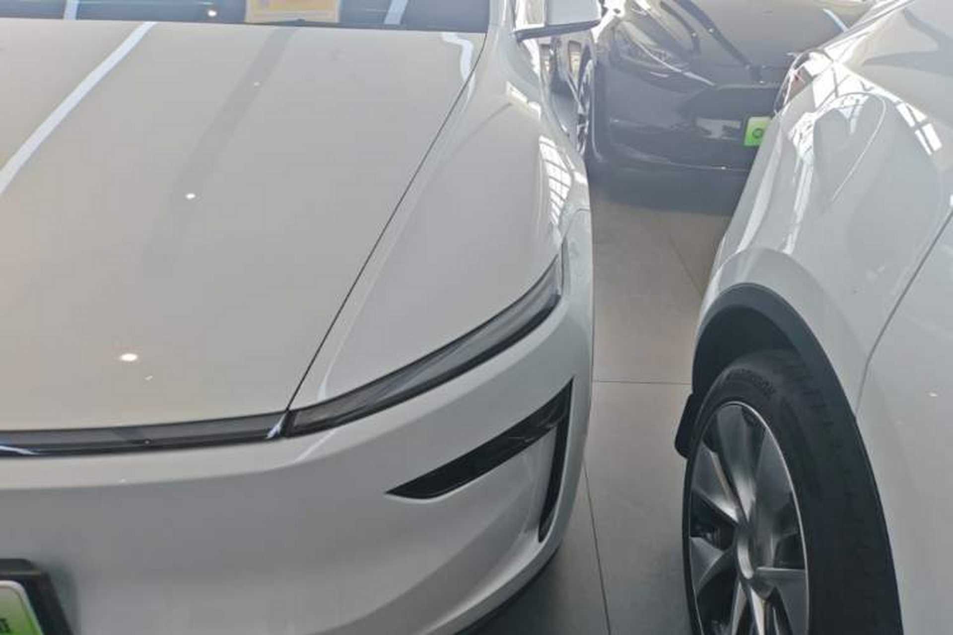 Used Tesla Model Y 2025 Rear-Wheel-Drive Version Left Front Headlight