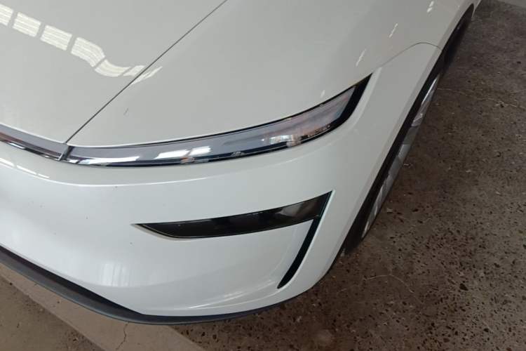 Used Tesla Model Y 2025 Updated Version Long-Range All-Wheel Drive Left Front Headlight