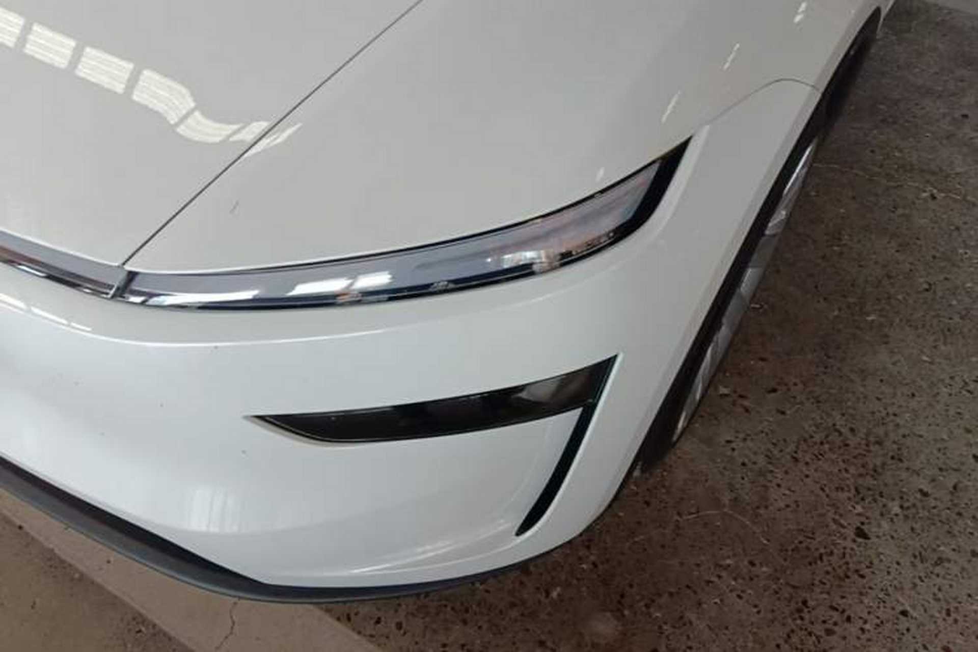 Used Tesla Model Y 2025 Updated Version Long-Range All-Wheel Drive Left Front Headlight