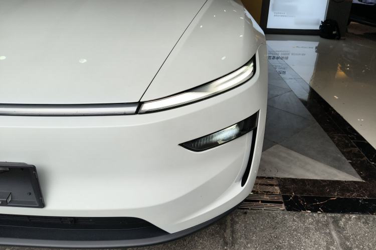 Used Tesla Model Y 2025 Rear-Wheel-Drive Version Left Front Headlight
