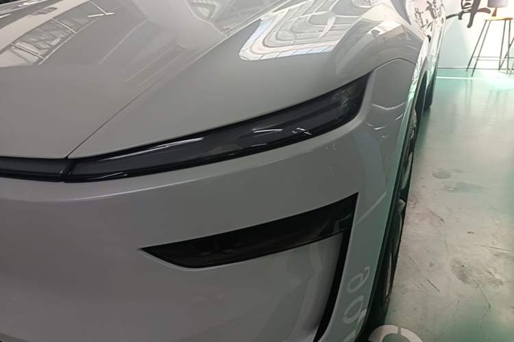 Used Tesla Model Y 2025 Rear-Wheel-Drive Version Left Front Headlight
