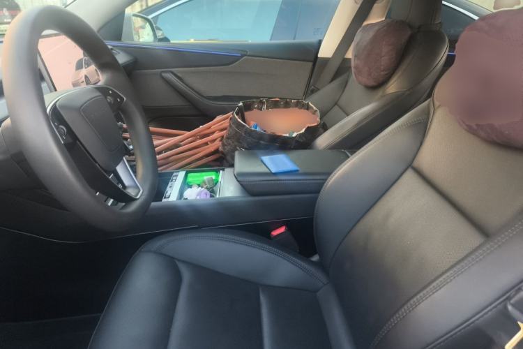 Used Tesla Model Y 2025 Rear-Wheel Drive First Edition Left Front Seat