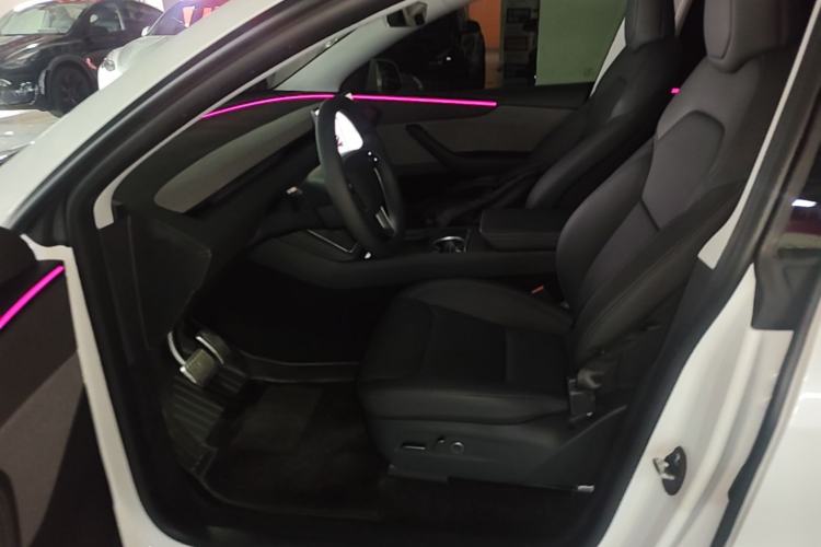 Used Tesla Model Y 2025 Rear-Wheel-Drive Version Left Front Seat