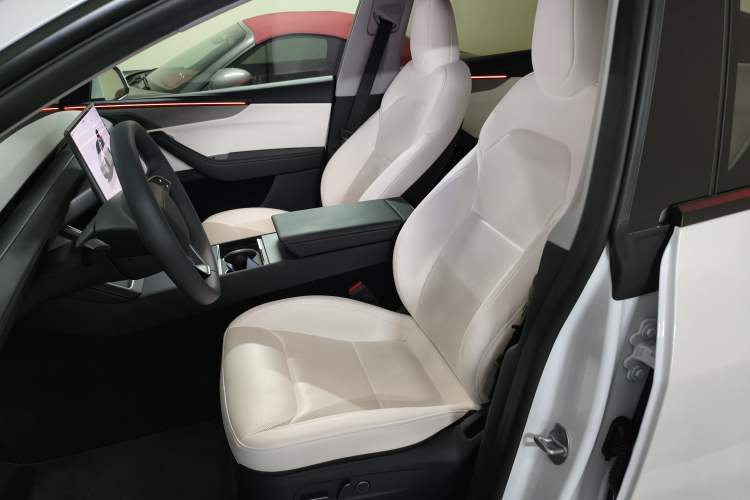 Used Tesla Model Y 2025 Updated Version Long-Range All-Wheel Drive Left Front Seat