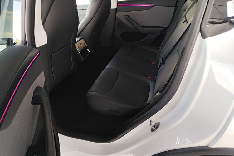 Used Tesla Model Y 2025 Rear-Wheel-Drive Version Left Rear Seat