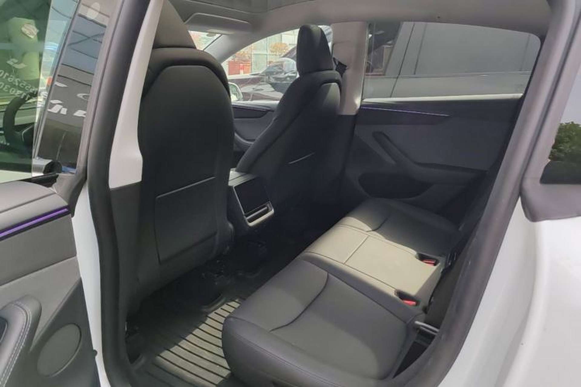 Used Tesla Model Y 2025 Rear-Wheel-Drive Version Left Rear Seat