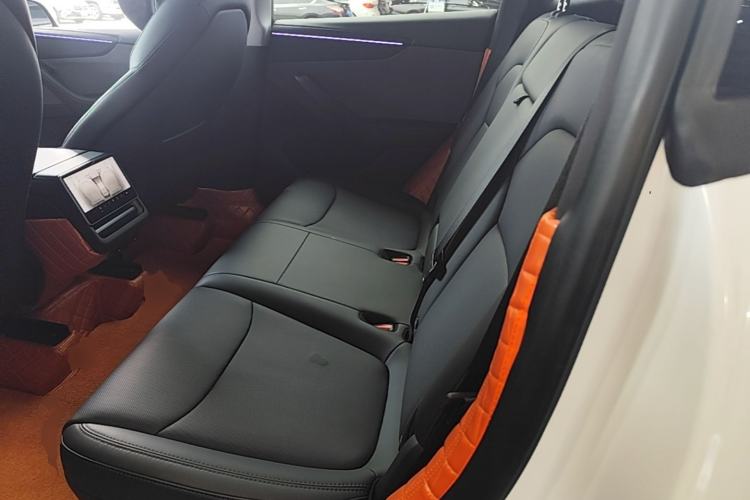 Used Tesla Model Y 2025 Rear-Wheel-Drive Version Left Rear Seat