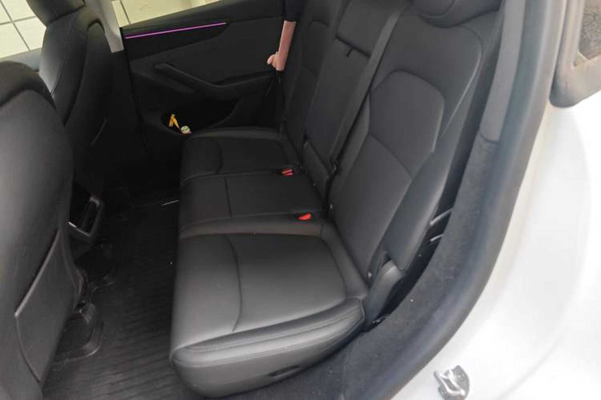 Used Tesla Model Y 2025 Rear-Wheel Drive First Edition Left Rear Seat
