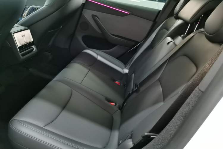 Used Tesla Model Y 2025 Rear-Wheel-Drive Version Left Rear Seat