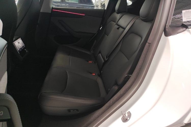 Used Tesla Model Y 2025 Rear-Wheel-Drive Version Left Rear Seat