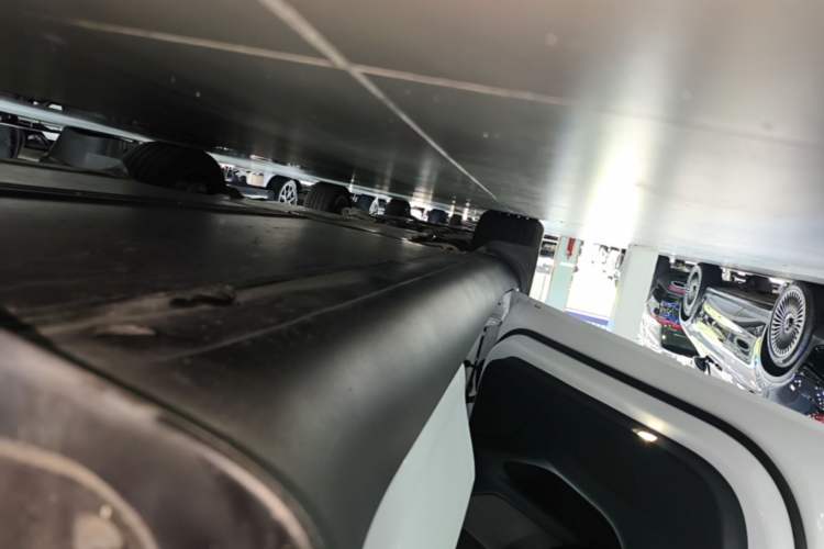 Used Tesla Model Y 2025 Rear-Wheel-Drive Version Left Side Sill