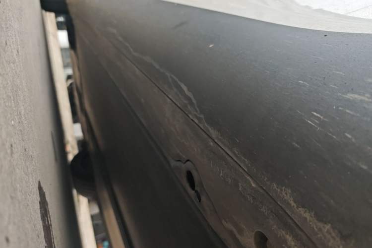 Used Tesla Model Y 2025 Rear-Wheel-Drive Version Left Side Sill