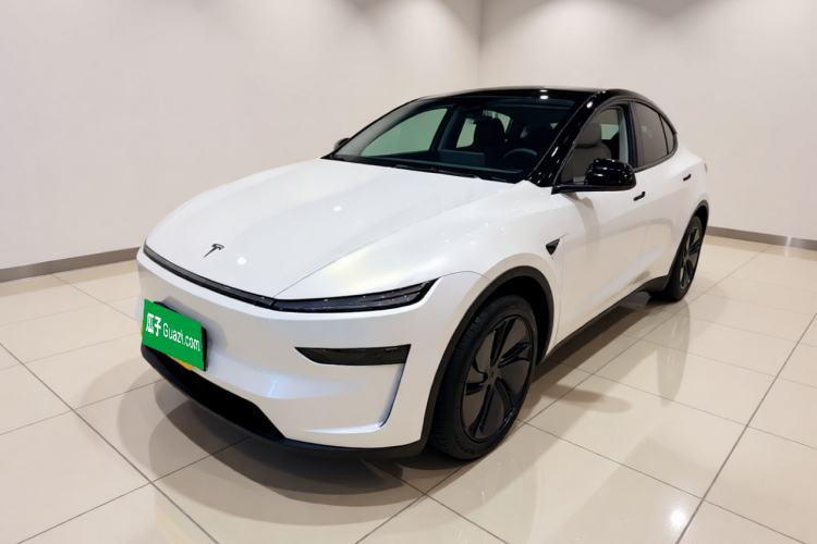 Tesla Model Y 2025 Rear-Wheel-Drive Version