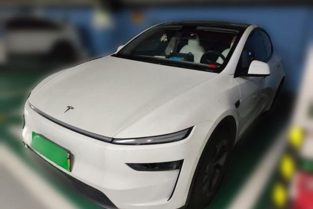 Used Tesla Model Y 2025 Long-Range All-Wheel Drive First Edition