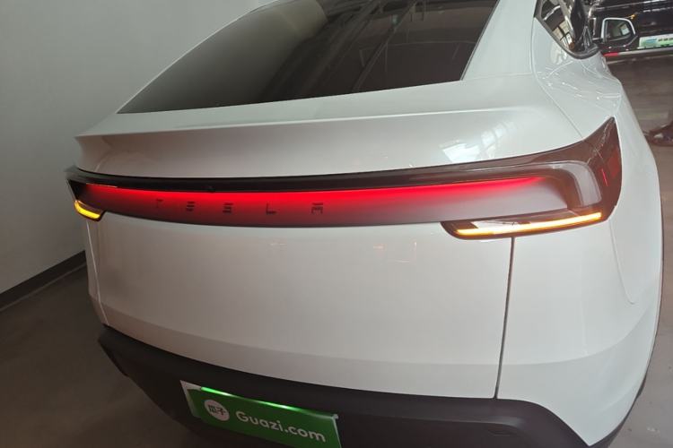 Used Tesla Model Y 2025 Rear-Wheel-Drive Version Rear