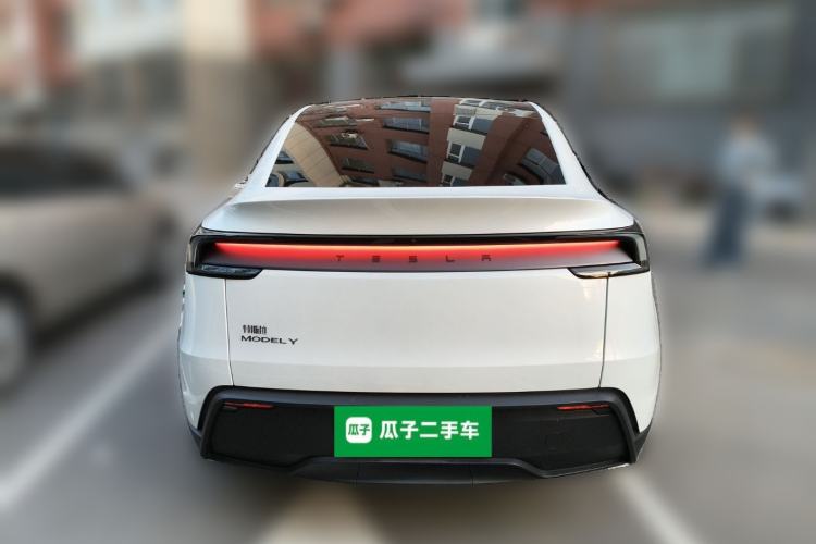 Used Tesla Model Y 2025 Rear-Wheel-Drive Version Rear