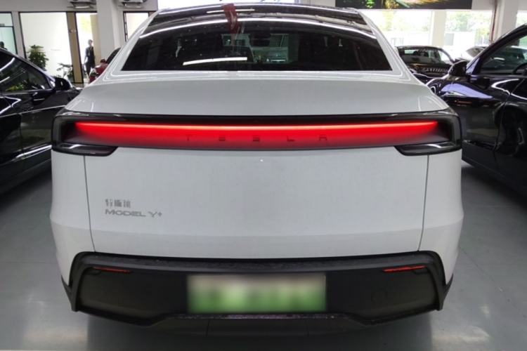 Used Tesla Model Y 2025 Updated Version Long-Range All-Wheel Drive Rear