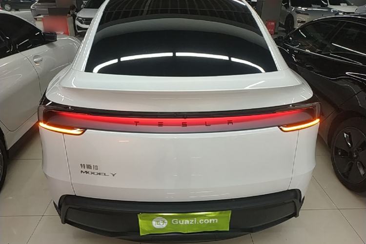 Used Tesla Model Y 2025 Rear-Wheel-Drive Version Rear