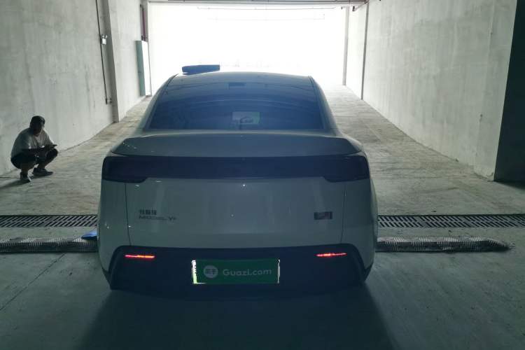 Used Tesla Model Y 2025 Long-Range All-Wheel Drive First Edition Rear