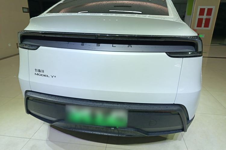 Used Tesla Model Y 2025 Long-Range All-Wheel-Drive Version Rear