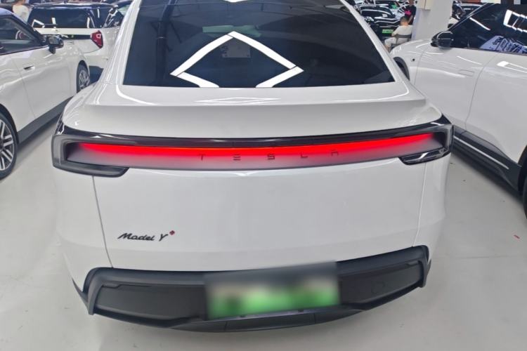 Used Tesla Model Y 2025 Rear-Wheel-Drive Version Rear